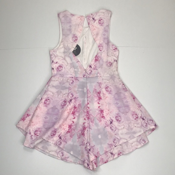 Emma in the world womens Playsuit size 10 romper sleeveless wide leg floral BNWT - Picture 4 of 10